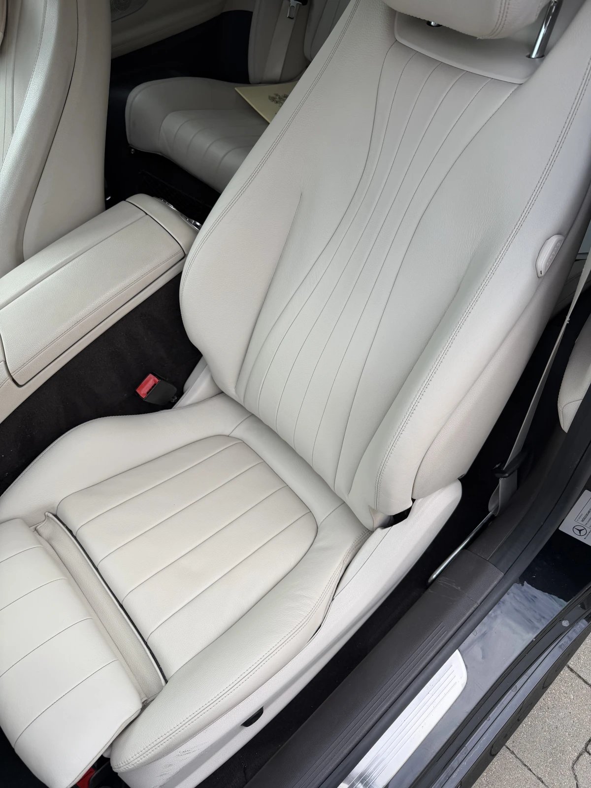 fotel mercedes po tapicerze